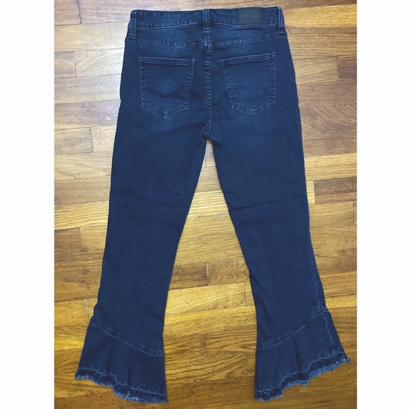 PISTOLA High Rise Boot-Cut Raw Ruffle Hem Crop Jeans - NWT - Picture 2 of 8